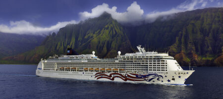 NCL Cruise Line, Pride of America, Na Pali Coast, Kauai, Hawaii